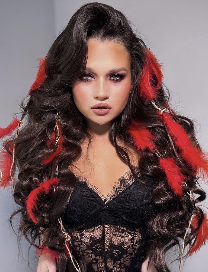 🎥 Оксанка привлекальеная девушка из Покров цена от 5000 руб