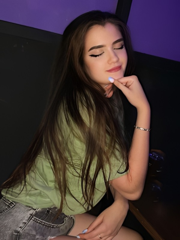 Алиса привлекательная девушка из Покров цена от 2500 руб