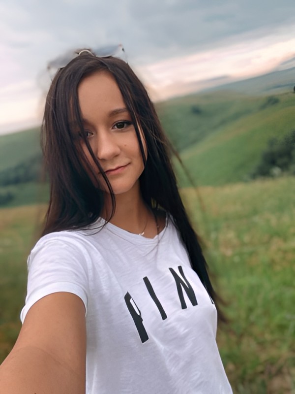 Диана привлекательная девушка из Покров цена от 5000 руб