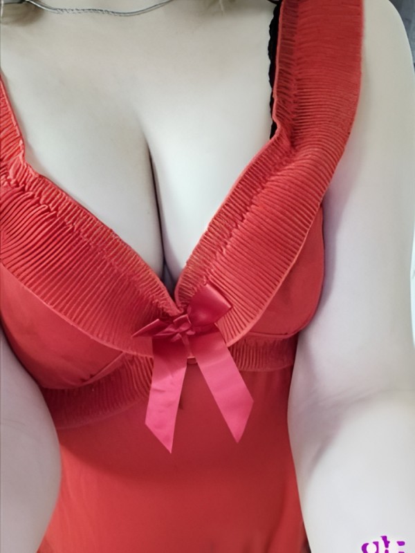 Елена привлекательная девушка из Покров цена от 10000 руб