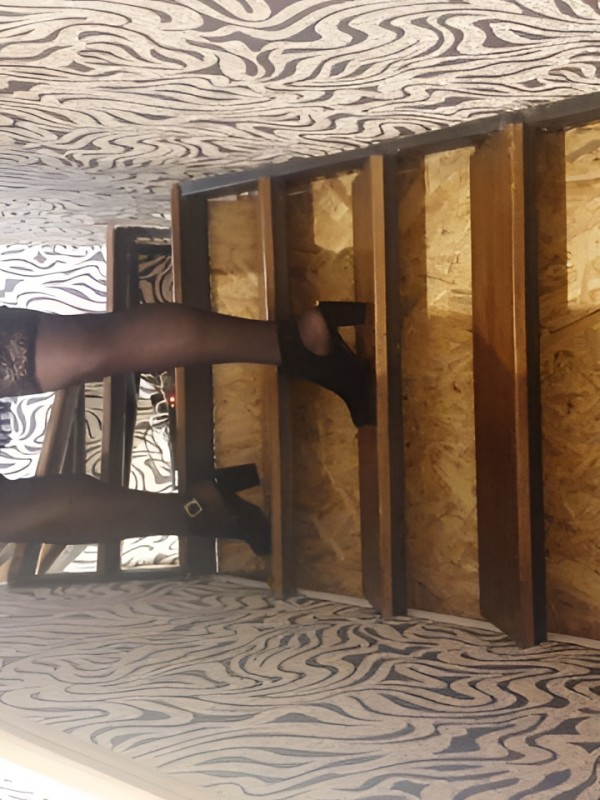 Майя привлекательная девушка из Покров цена от 10000 руб