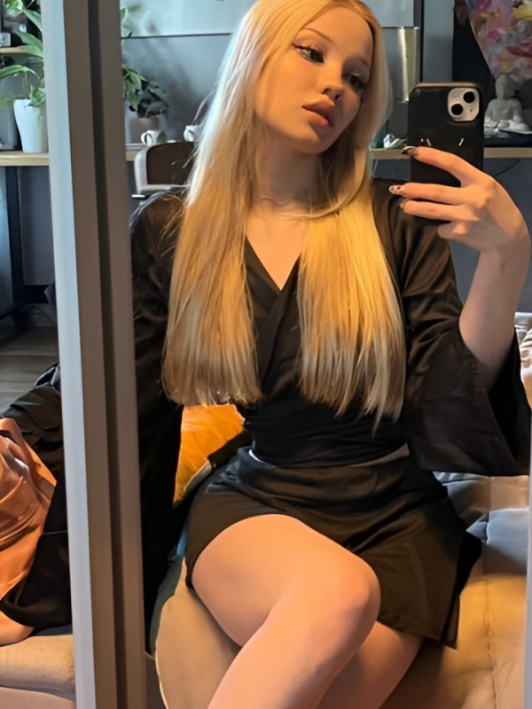 Ульяна привлекательная девушка из Покров цена от 3000 руб