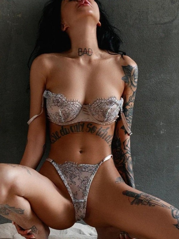 Оксаночка привлекательная девушка из Покров цена от 6000 руб